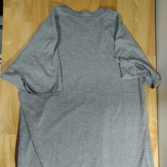 Vintage Mickey Mouse Classic Disneyland Logo T-Shirt - Picture 6 of 7